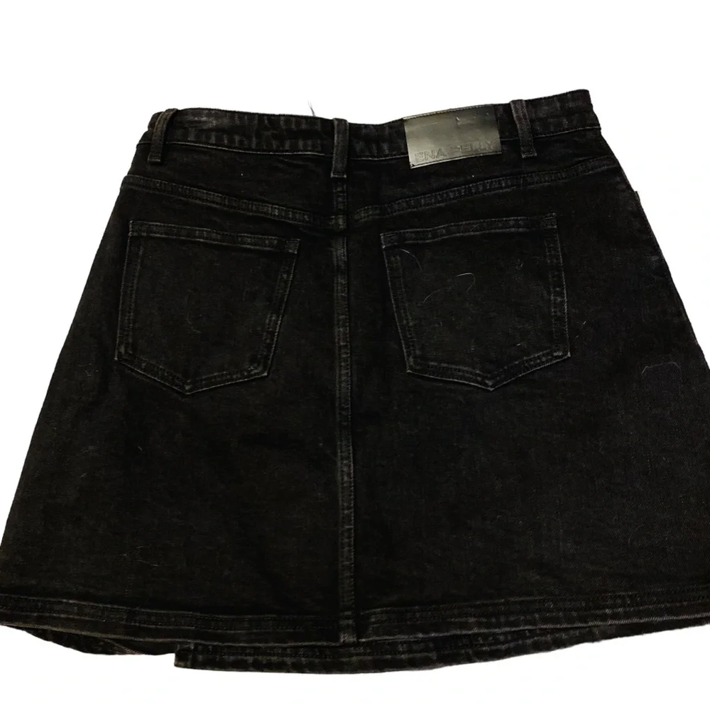 Ena Pelly NWOT Monique Asymmetric Mini Skirt - Picture 6 of 9